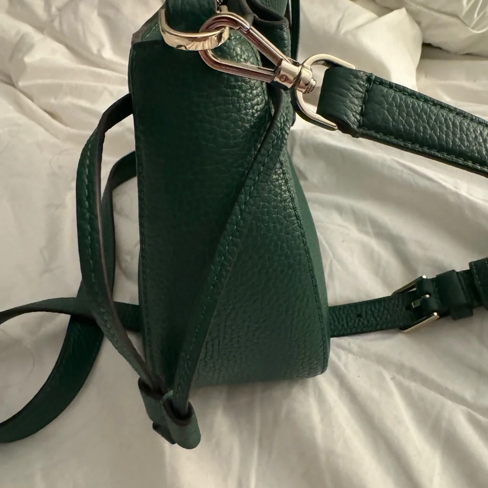 kate spade emerald green pebbled leather crossbody bag - Picture 9 of 9